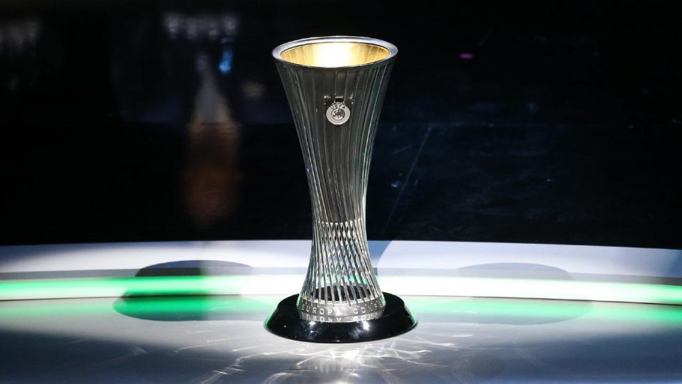 UEFA Avrupa Konferans Ligi’nde kupa sahibini bulacak