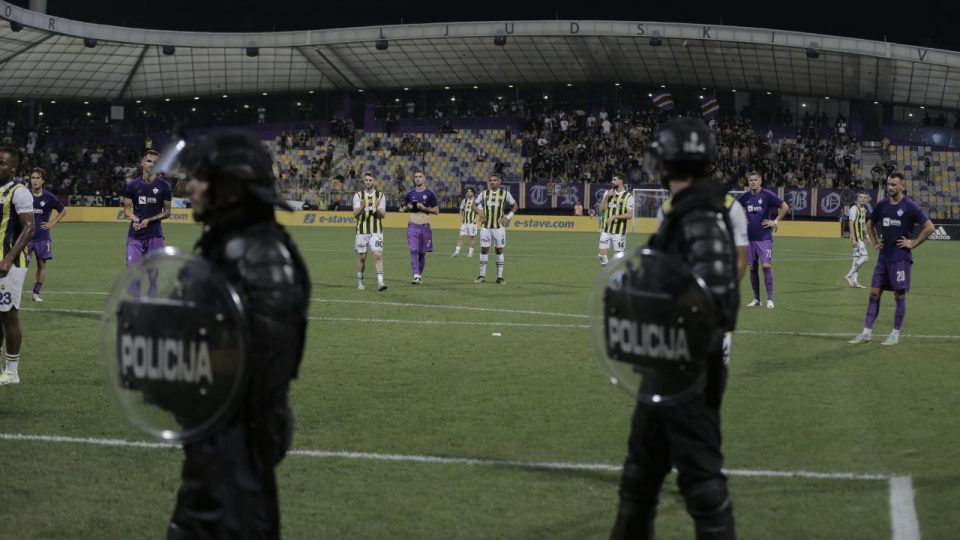 Fenerbahçe’den Maribor maçında yaşanan olaylarla ilgili açıklama