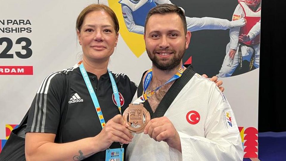 Milli tekvandocular 2 bronz madalya kazandı