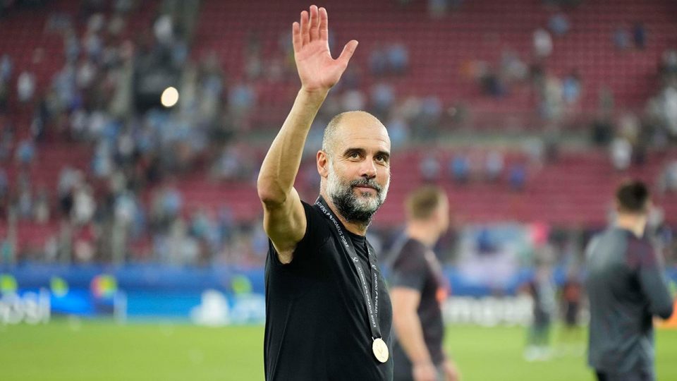 Pep Guardiola tarihe geçti