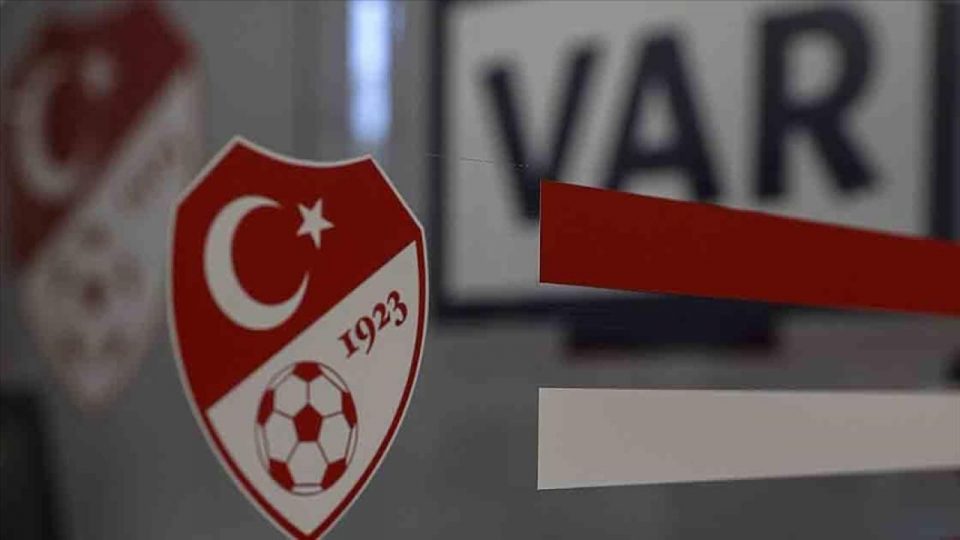 Sezon sonuna kadar VAR’da yabancı hakem görevlendirilecek